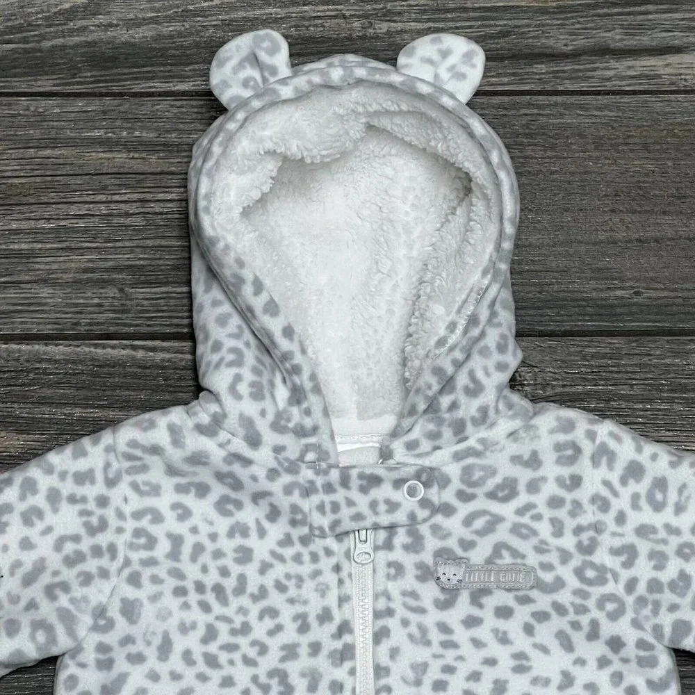 Carter’s Baby Bunting Outwear w/ Hood 6 Months One Piece Animal Print Kitty